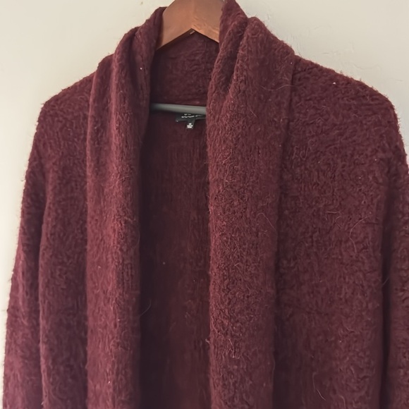 Aritzia Babaton Beekman Alpaca Boucle Cardigan Sweater XS Open Front Cranberry - Picture 6 of 11